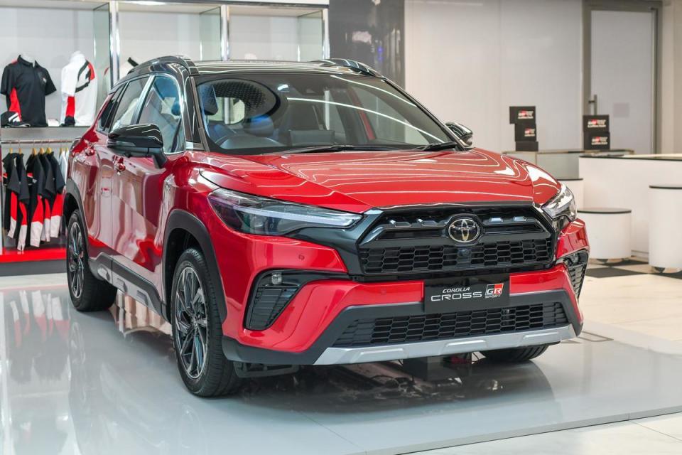 不知国内市场是否会跟进,新款卡罗拉cross海外正式