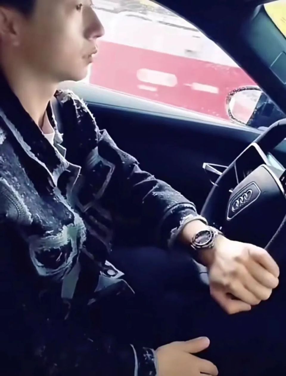 私荐||马龙开过宝马奥迪保时捷,全红婵没驾照已有车,杨家玉婚车是