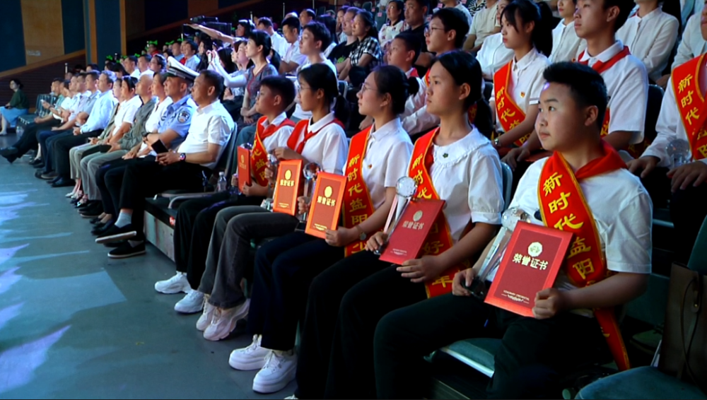 安化县羊角塘中学彭熙辰 桃江县第一中学周世美 桃江县武潭镇天湾小学