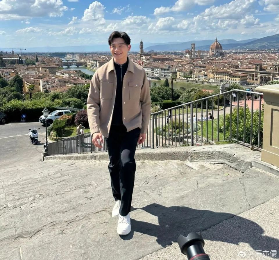 "飞轮海新添一员!"辰亦儒官宣当爸爸