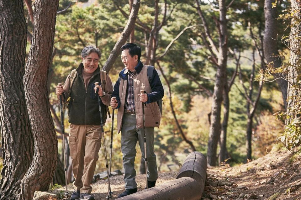 炎炎夏日爱爬山避暑？这些伤膝行为你知道吗！如何正确护膝？