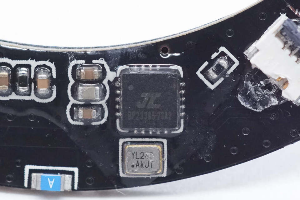 仅69g重,走到哪玩到哪,iqoo磁吸散热背夹拆解