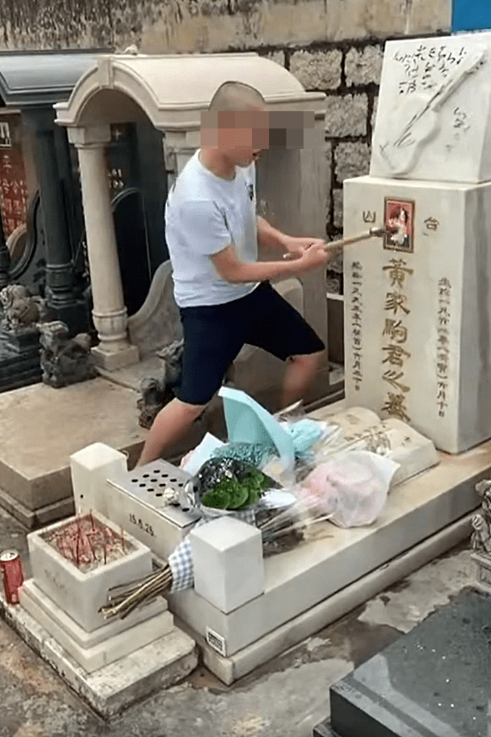 黄家驹墓碑被毁:坟场已成为网红流量密码?