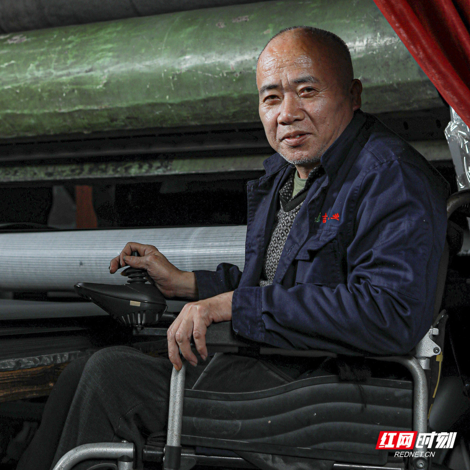 红网影像︱为劳动的残疾人照相,致最友善的湖南人
