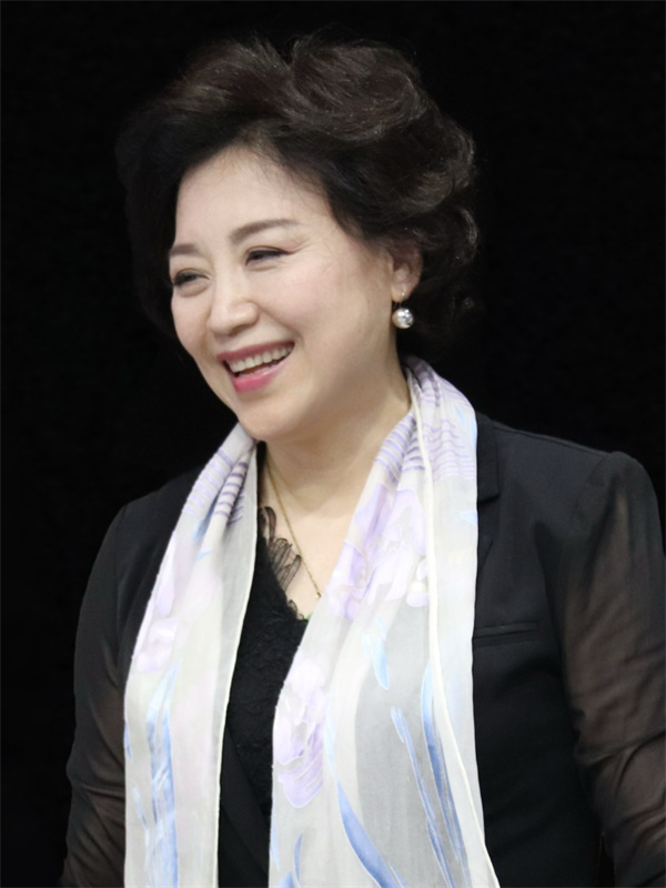 人物 | 李佩红:"我不挂帅谁挂帅"