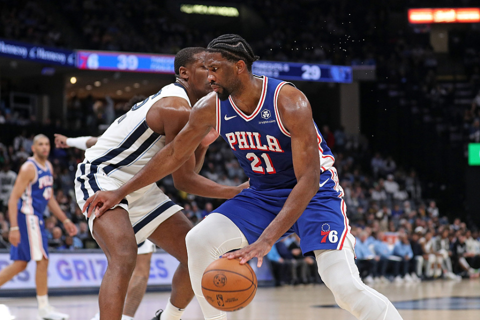 3节狂轰30122帽恩比德满血复活76人豪取4连胜乌布雷175