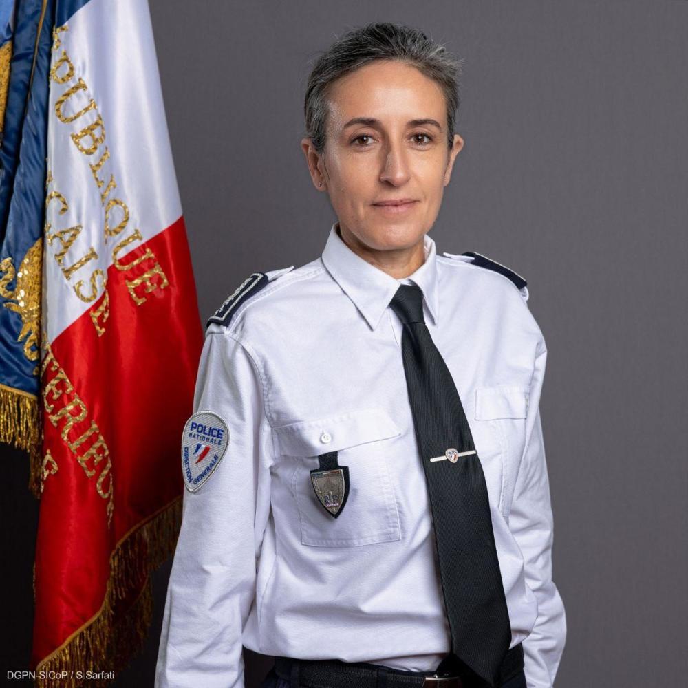 France appointed the first female in charge of intelligence agencies, 47 years old is already a three -child mother