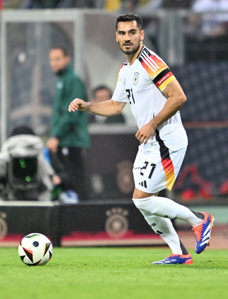 京多安:希望成为能与球员共鸣的教练,走阿隆索在药厂类似的路