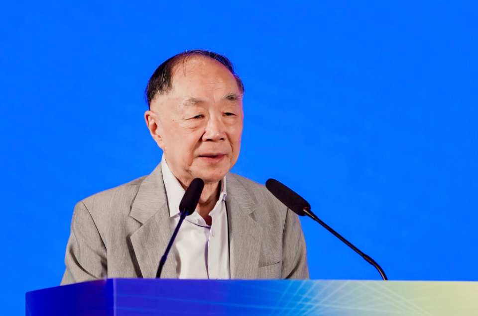 陈君石院士食品谣言带来的危害不亚于食源性疾病