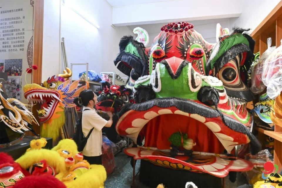 “刘备狮”“关羽狮”“张飞狮”......请选择你的“英雄”_腾讯新闻