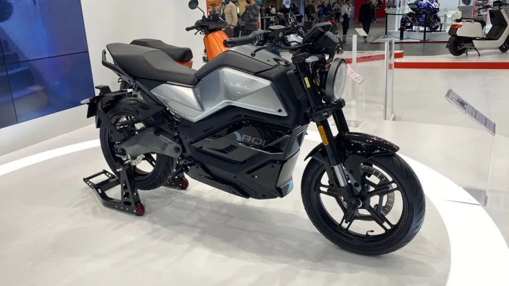 极速160kmh小牛史上最快电摩rqi即将上市