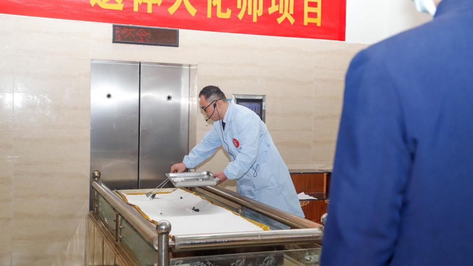 唯一不允许微笑的服务行业——遗体火化师,当好"灵魂摆渡人"