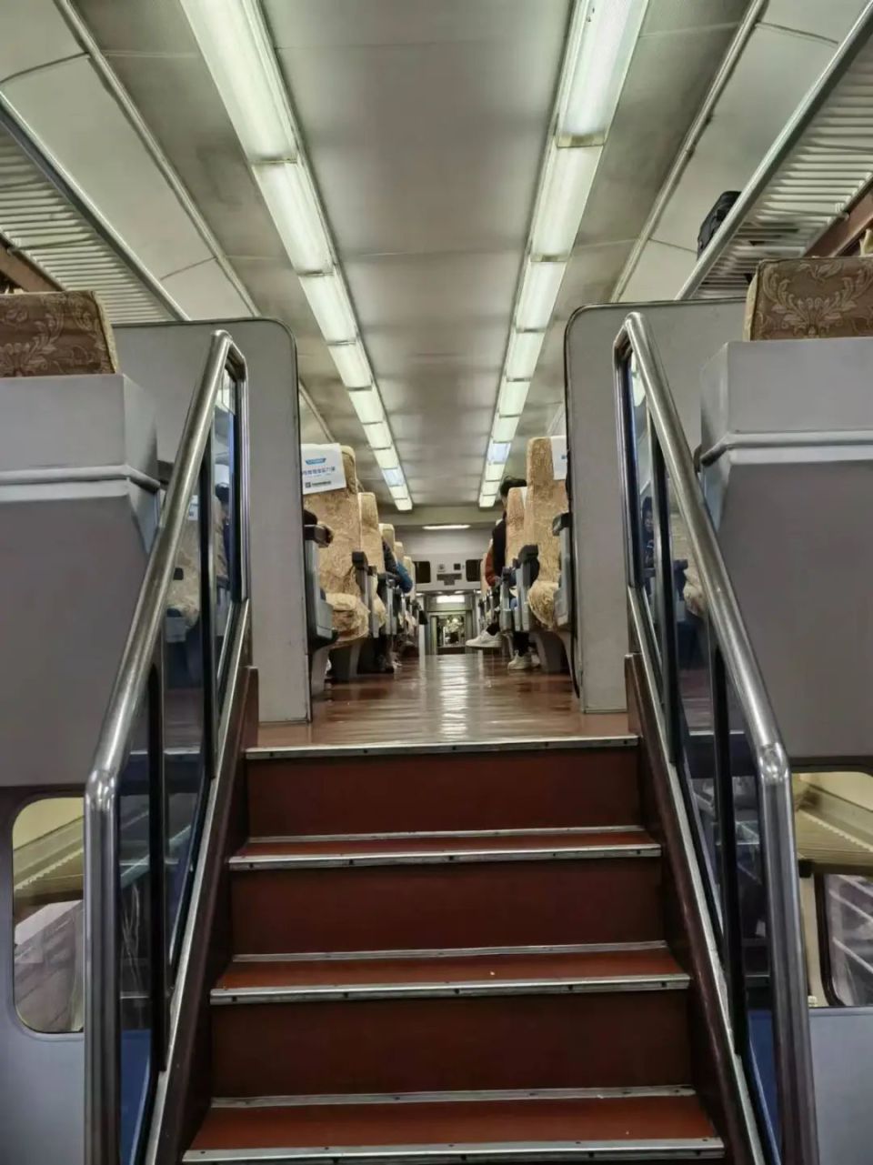 合肥开行k8418次,淮北开行k8417次;1月20日至3月12日,芜湖开行k8412