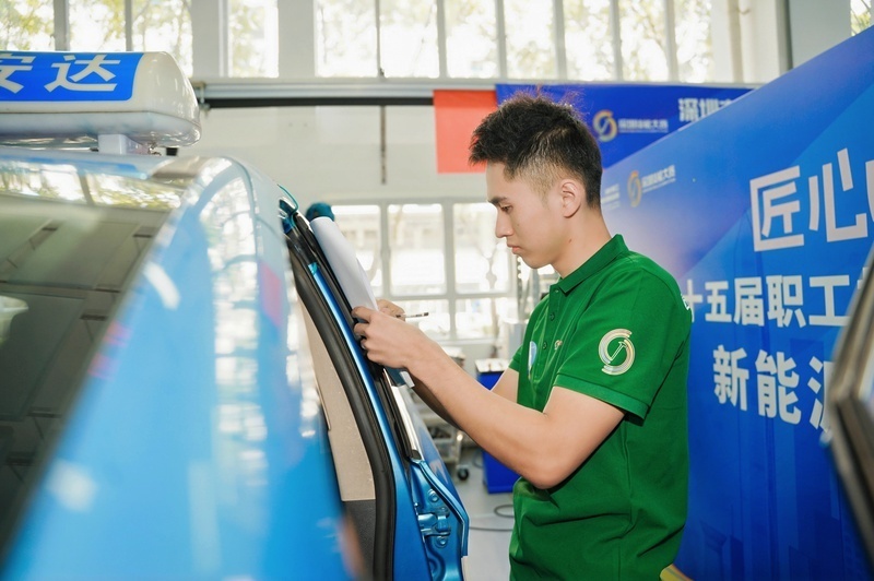 “匠心筑梦 技赢未来”！深圳新能源汽车维修技能竞赛决赛圆满落幕_腾讯新闻