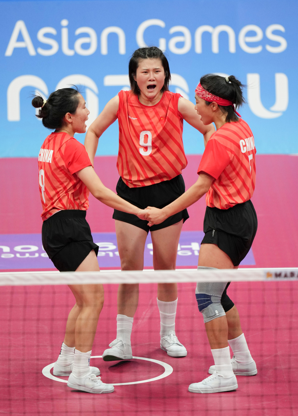 藤球女子单组团体预选赛中国队不敌老挝队2