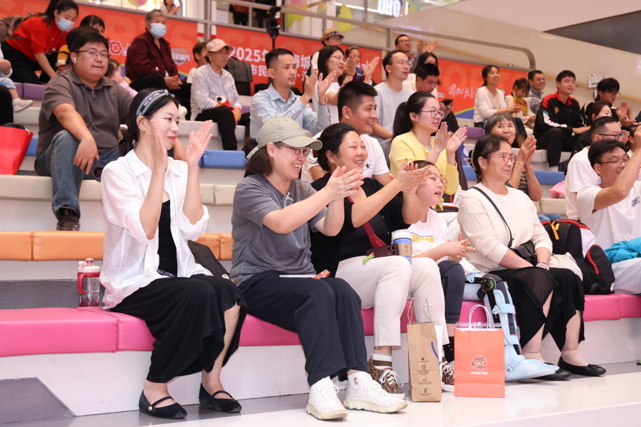 把篮球放进城市日常！上海市民篮球节“海派篮球文化推广季”启动_腾讯新闻