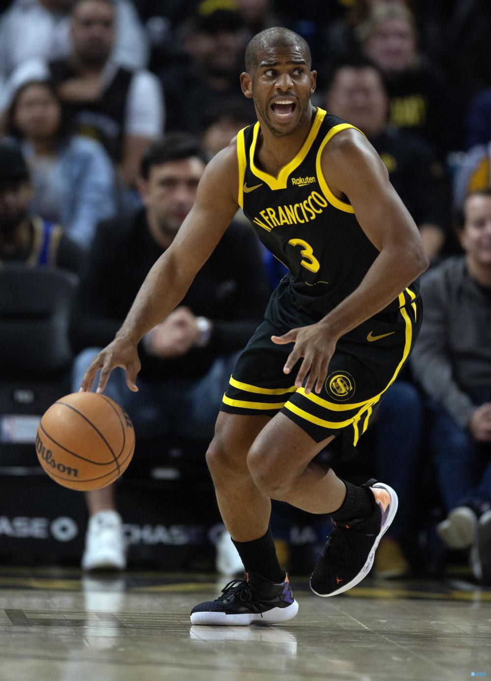 手感不佳保罗半场5中1三分4中1得到5分3板3助