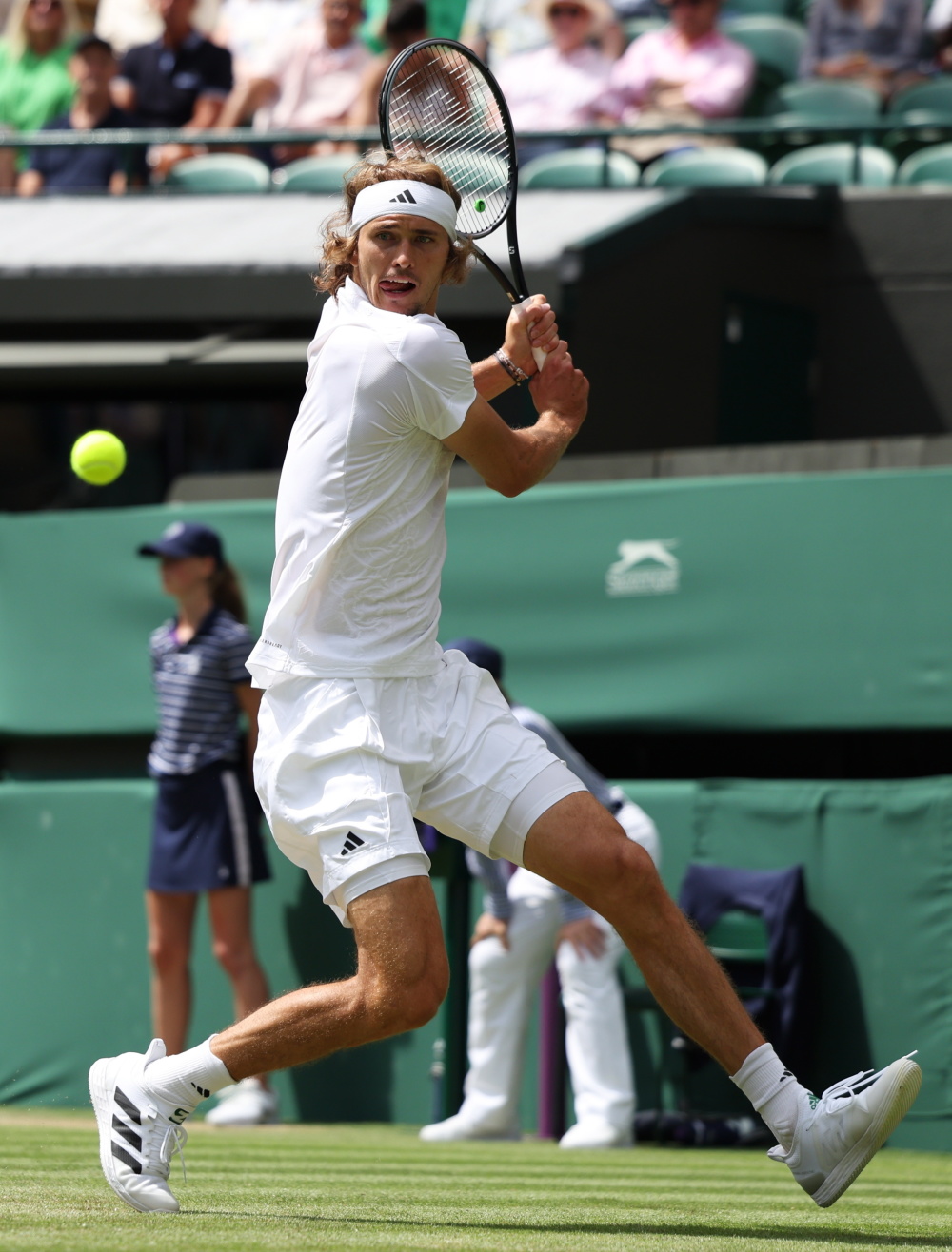 网球温网兹维列夫晋级2