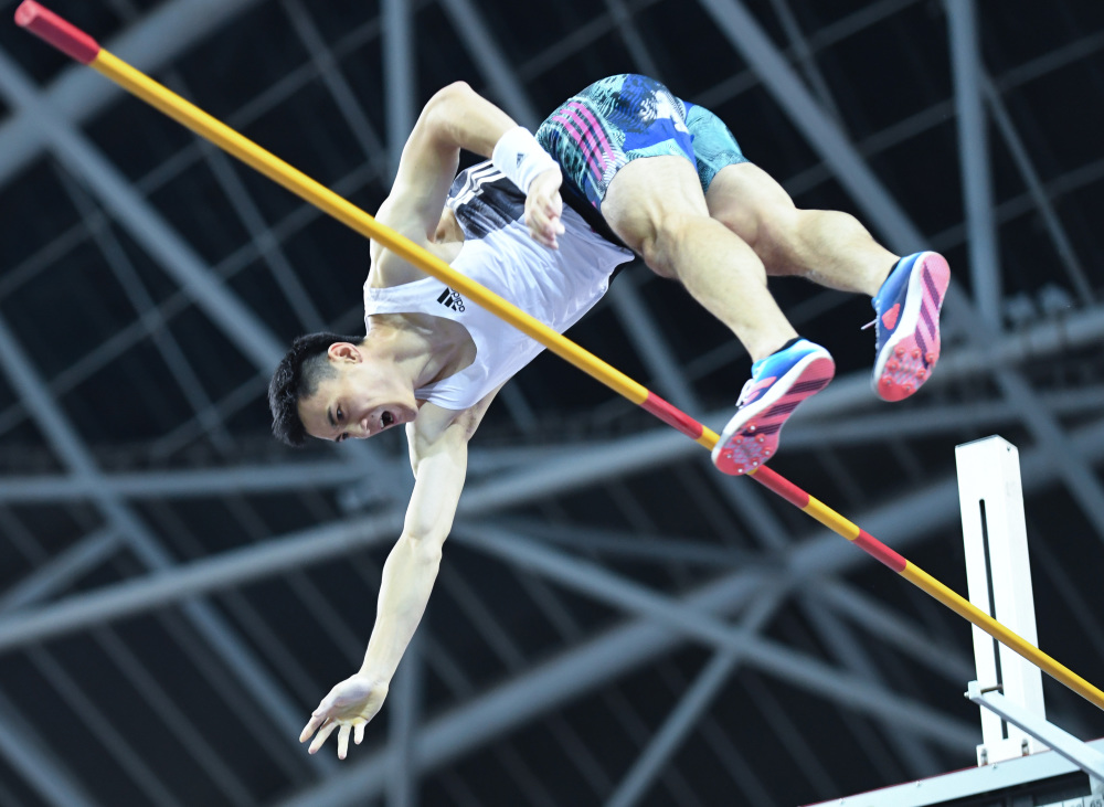 体育田径全国冠军赛男子撑杆跳高赛况3