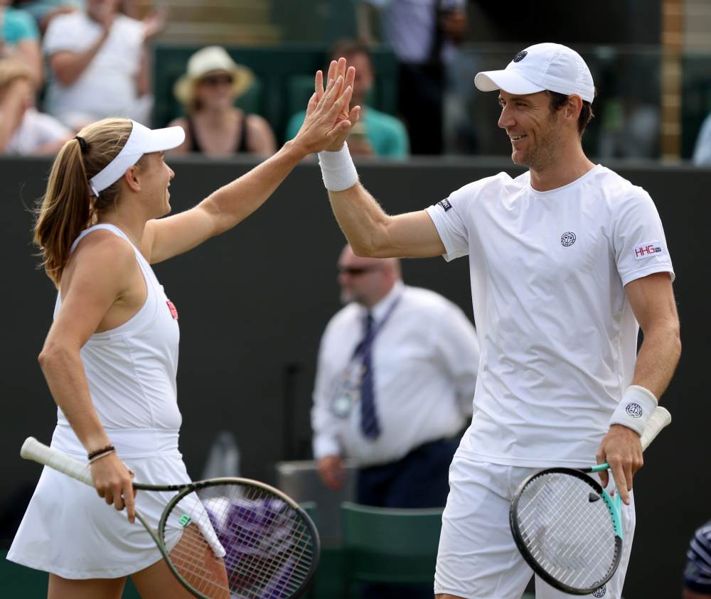 体育网球温网杨钊煊克拉维茨止步混双次轮