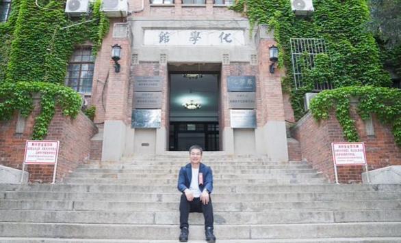 一志愿没有报化学系,但是因为分数较高,随后被调剂到了清华大学化学系