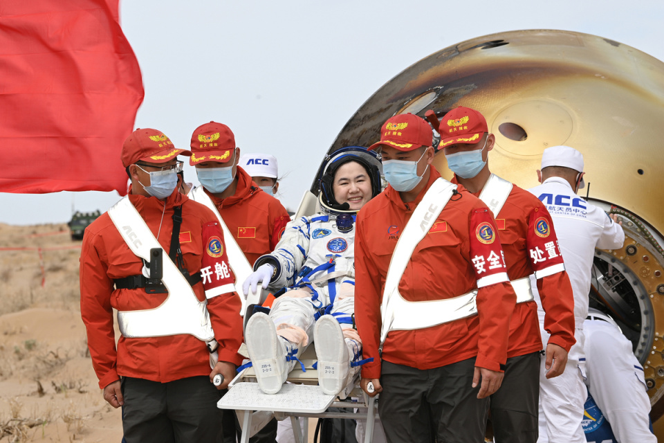 神舟十九号载人飞行任务取得圆满成功