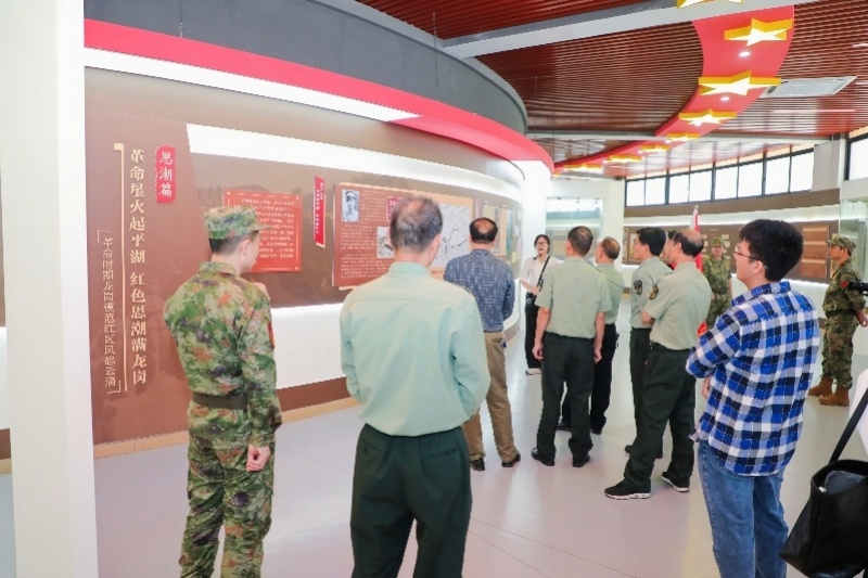 龙岗街道退役军人,民兵开展清明祭扫活动_腾讯新闻