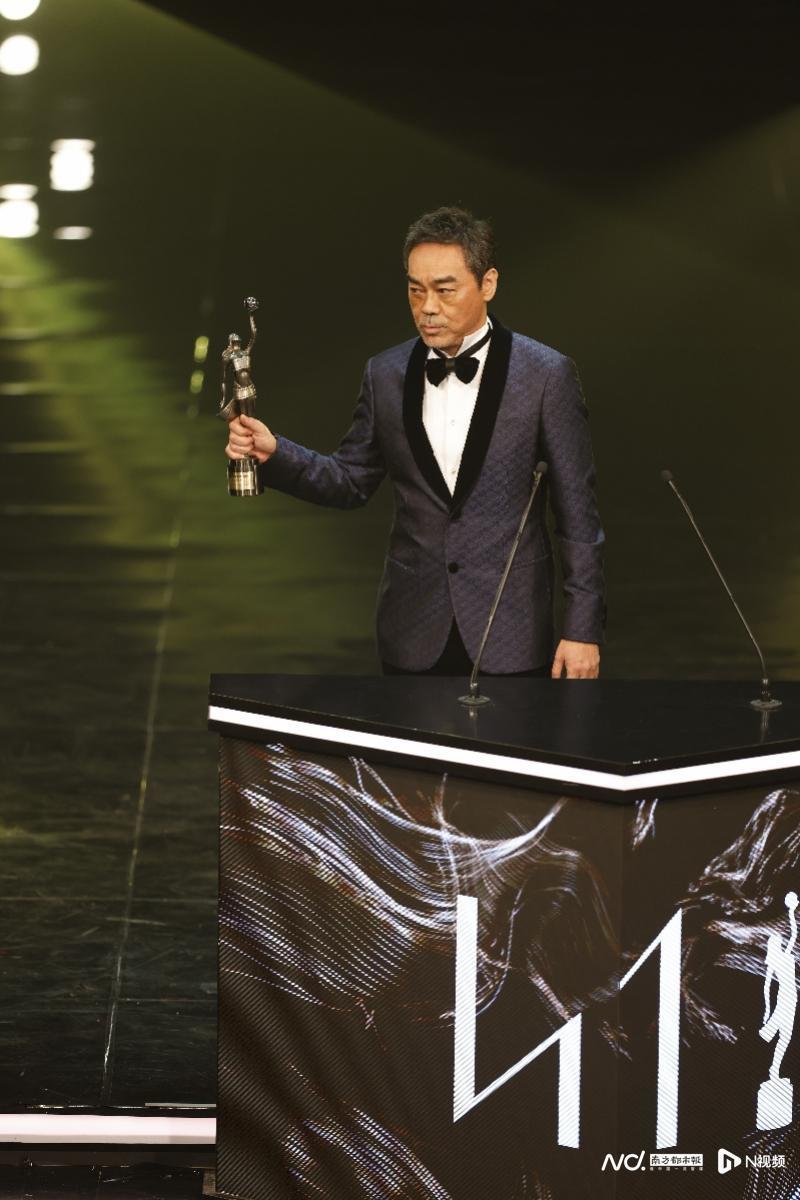 刘青云三夺金像奖最佳男主角我明天还要去开工