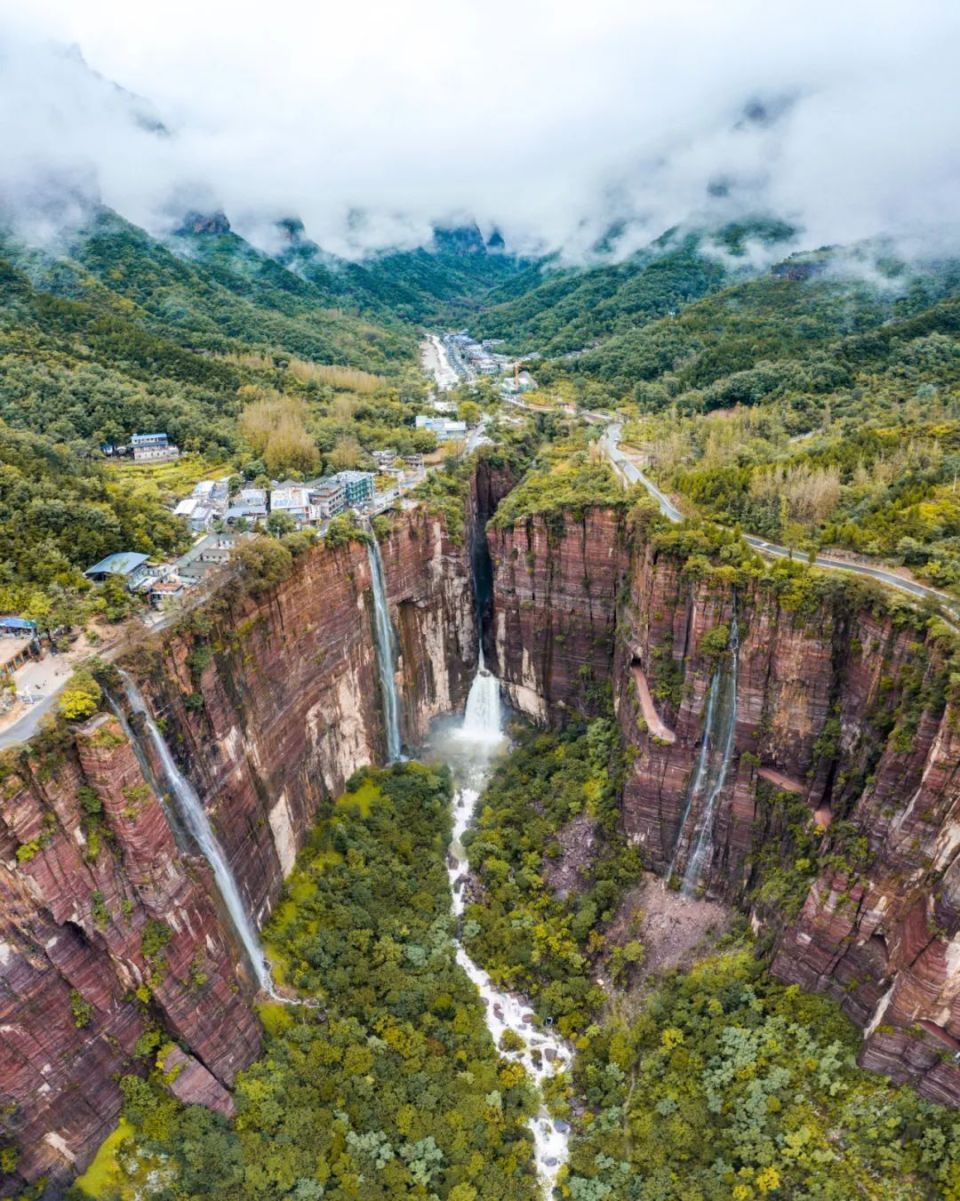 河南太行山风景区图片