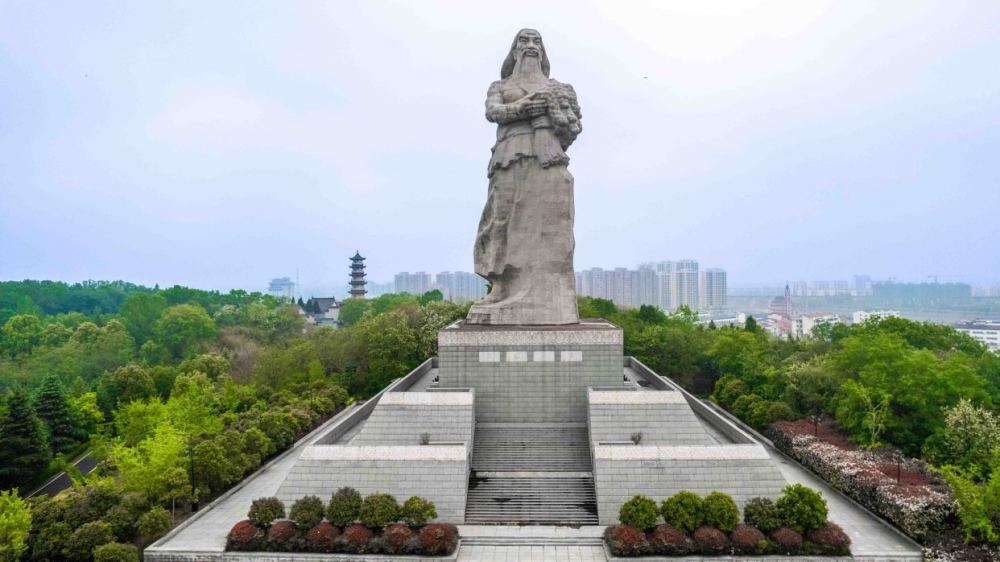 便前往了随州的炎帝神农故里参观,炎帝神农故里风景区位于随州市增都