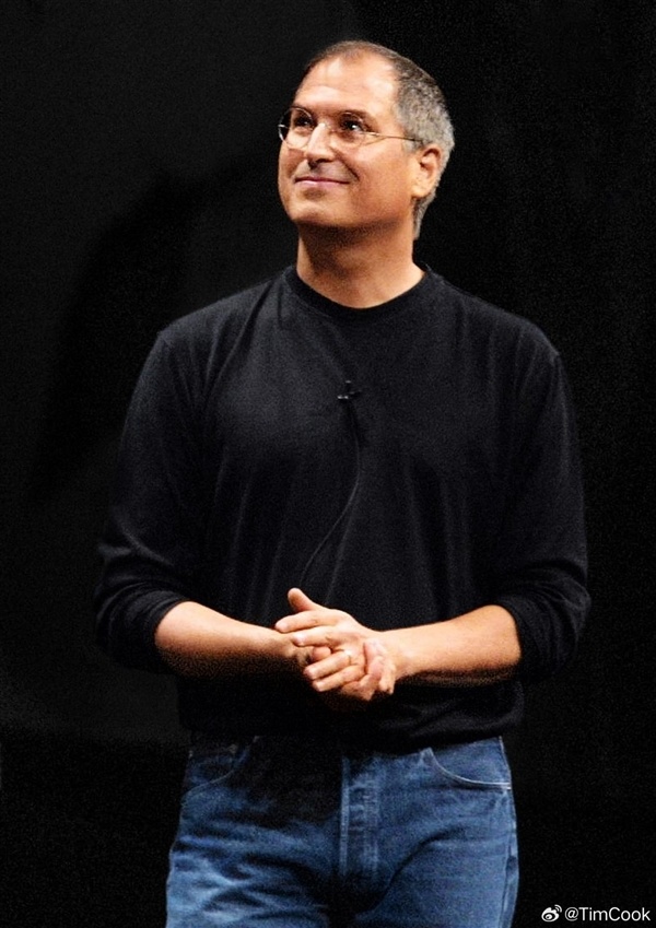 库克发文纪念乔布斯诞辰69周年他曾对世界产生深远影响