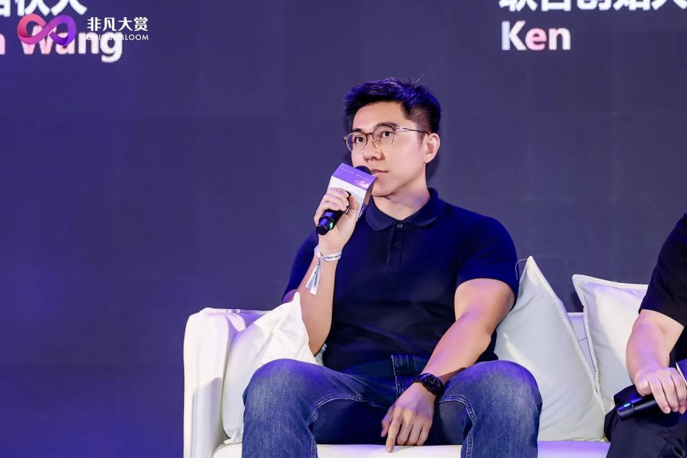 AI时代残酷的组织真相：焦虑的从来不该是基层 · 原文图片 2
