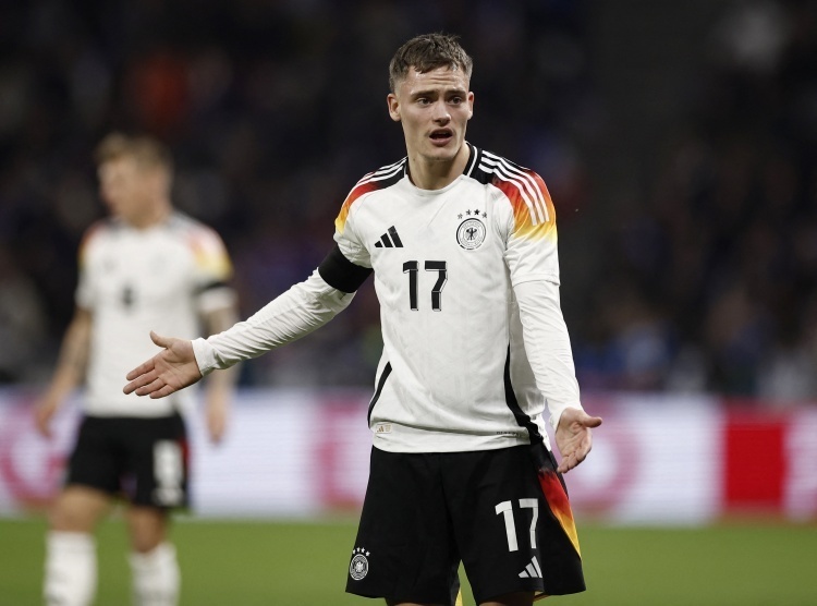 德天空:皇马确实有意在明夏引进维尔茨,但未与球员达成协议_腾讯新闻