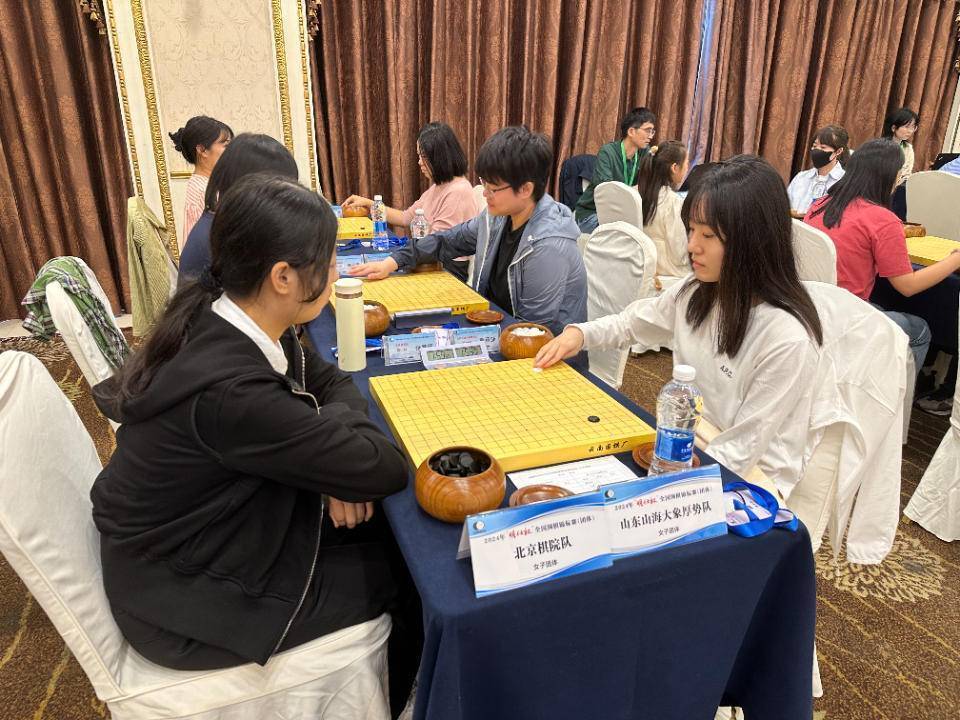 围棋张梦瑶图片