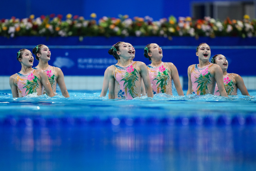 花样游泳——集体自由自选赛况(3)_腾讯新闻