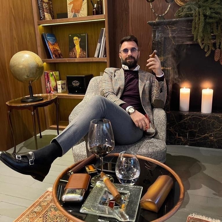 武齐尼奇德罗西必须表现非常出色才能让穆帅的离开不令人后悔