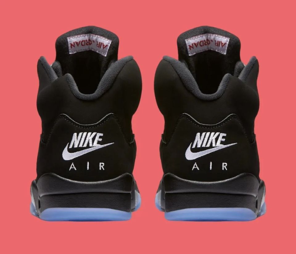 等了 9 年的 aj5 元年配色!日期终于敲定!