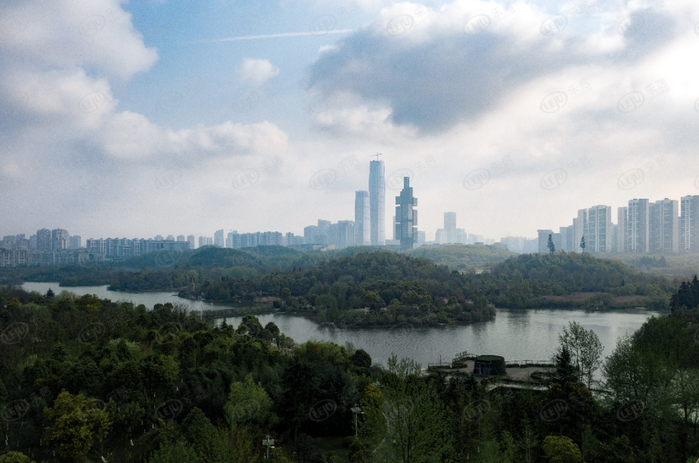 贵阳观山湖区龙湖地产图片