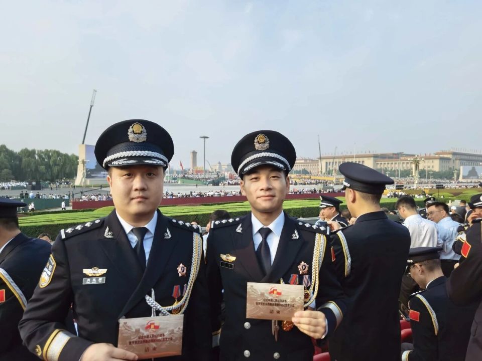 上海网红警察现场观礼:太震撼!