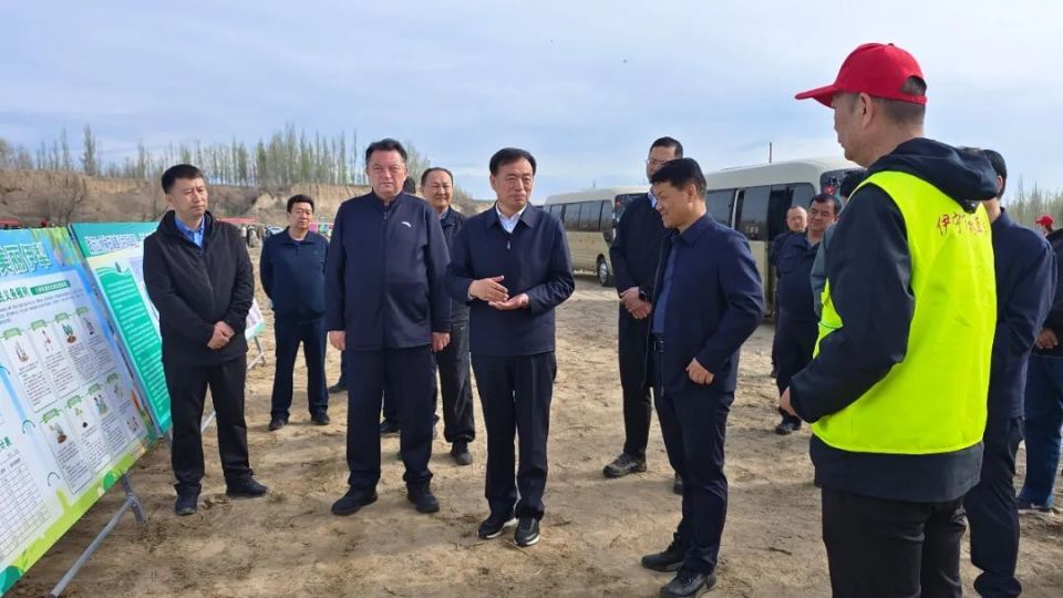 州市领导杨秀理,叶尔夏提·吐尔逊拜,焦亦民,赛尔建·乌合拜,李荣年