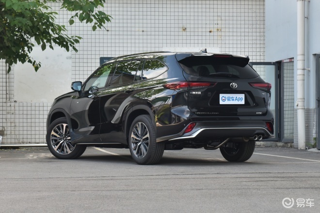 一汽丰田新款皇冠陆放正式上市 售28.48万元起