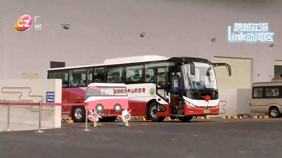 深中通道通车1小时超7000车次通过