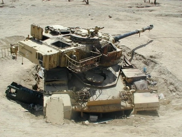 伊拉克t72也有辉煌!按着英国坦克在地上摩擦,短短几年却落伍