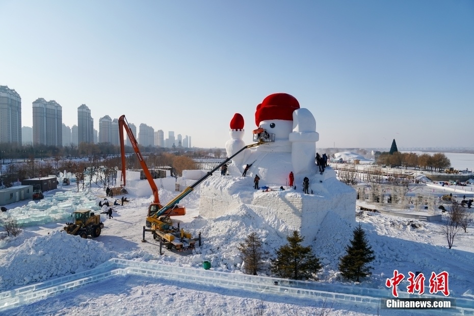 黑龙江哈尔滨雪人谷内大雪人将亮相