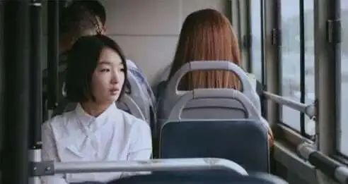 为什么叫自毁式注射器真实的周冬雨，不在舆论里_https://www.jmylbn.com_新闻资讯_第6张