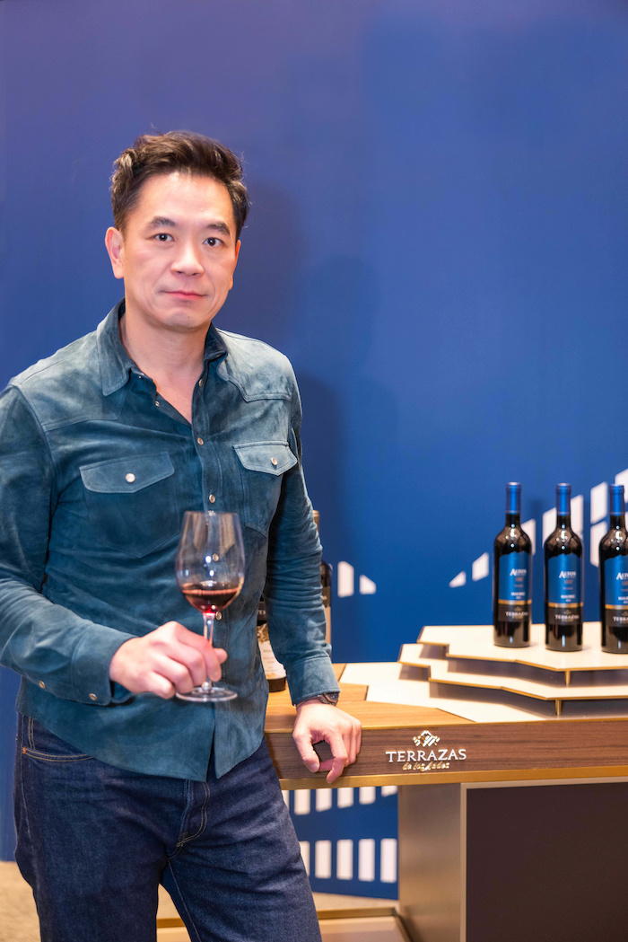 专访台阶酒庄与东航国贸达成战略合作共推联名款葡萄酒