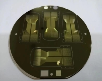 微灵医疗微型脑皮层电极阵列除了传感器,微灵医疗还开发了采集刺激