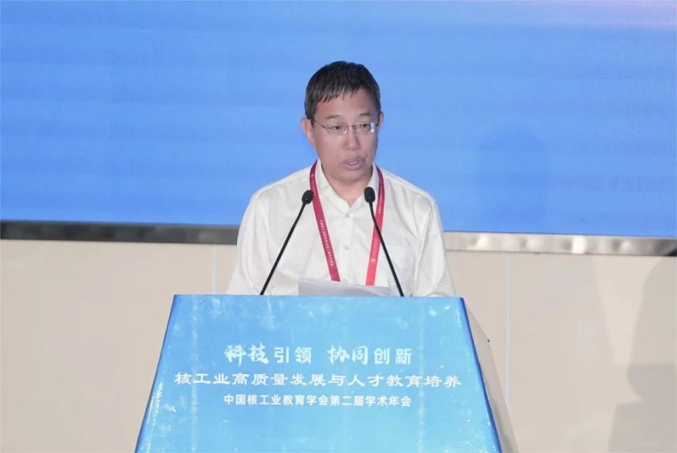 中国科学院院士张焕乔,闫楚良,叶国安,中国工程院院士胡思得,杜祥琬