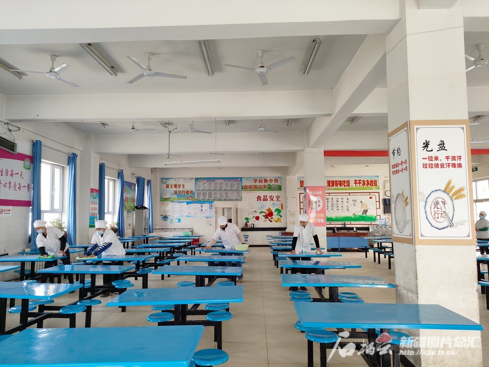 新疆中小学精心准备迎开学