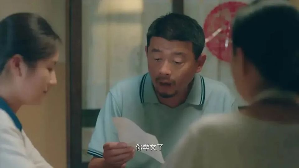 就业问题引发关注 留给文科生的路，不多了